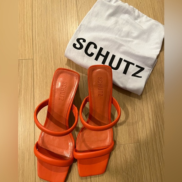 Schutz Ully Lo Nappa Block Heel Sandals - Picture 4 of 4